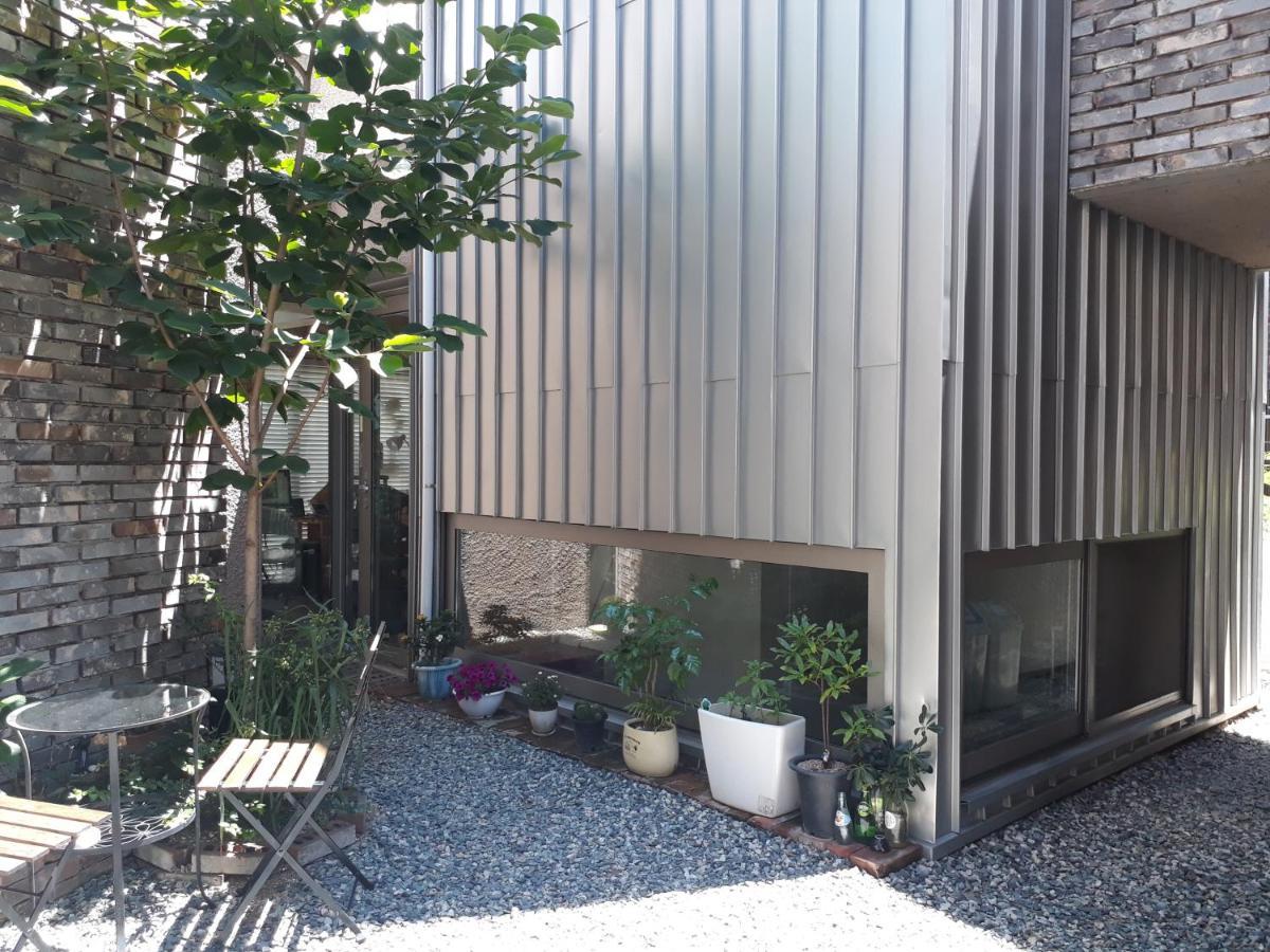 Inside Busan Hostal Exterior foto